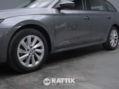 Skoda Octavia octavia wagon 2.0 tdi selection 150cv dsg Grigio usata Barzago