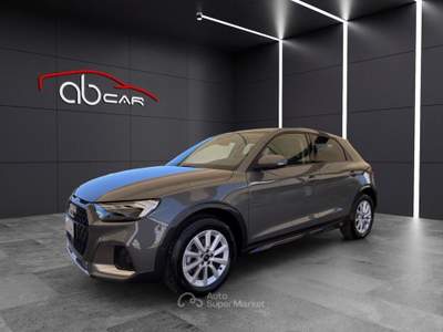 Audi A1 30 1.0 TFSI Business S tronic Grigio usata Casagiove