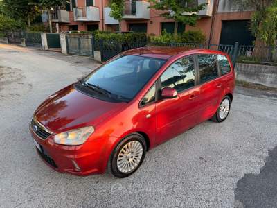 Ford C-Max Ben tenuto usata San Costanzo