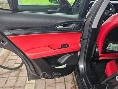 Alfa Romeo Stelvio stupenda Grigio usata TERAMO
