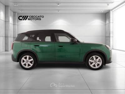 MINI Clubman 1.5 48V C Classic Steptronic Verde usata Padova