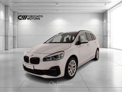 BMW Serie 2 Gran Tourer 220d 220 d Business Steptronic Bianco usata Padova