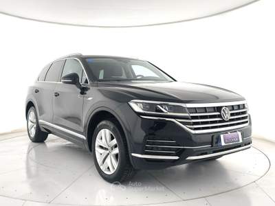 Volkswagen Touareg Touareg 3.0 v6 tdi elegance 231cv tiptronic pelle+acc+c.19" Blu/Azzurro usata Ghedi