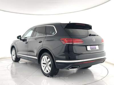 Volkswagen Touareg Touareg 3.0 v6 tdi elegance 231cv tiptronic pelle+acc+c.19" Blu/Azzurro usata Ghedi