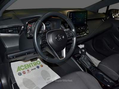 Toyota Corolla  - 1.8 hybrid active Blu/Azzurro usata CAGLIARI