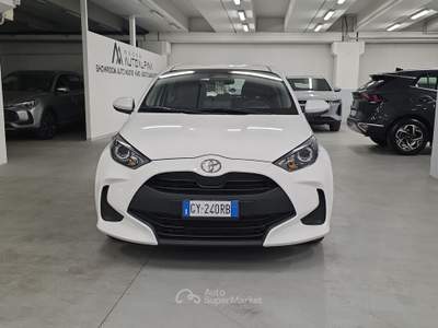Toyota Yaris  - yaris 1.5h active Bianco usata Torino