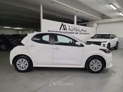 Toyota Yaris  - yaris 1.5h active Bianco usata Torino