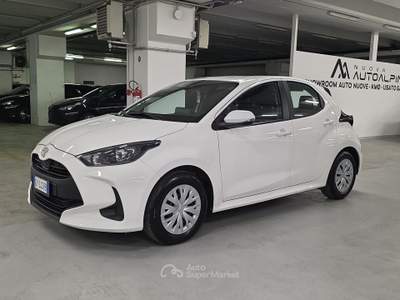 Toyota Yaris  - yaris 1.5h active Bianco usata Torino