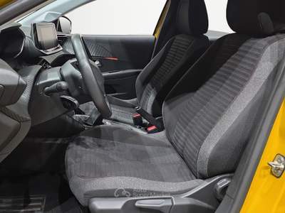 Peugeot 208  1.2 puretech active pack s&s 75cv Giallo usata Firenze