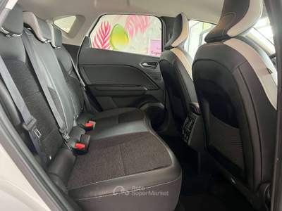 Renault Captur Captur II 2023 1.0 tce Techno 90cv SENZA OBBLIGO DI FINANZIAMENTO Bianco usata Terracina