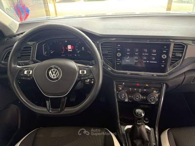 Volkswagen T-Roc T-Roc 2020 1.6 tdi Advanced SENZA OBBLIGO DI FINANZIAMENTO Blu/Azzurro usata Terracina