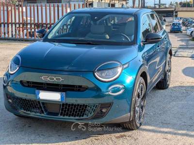 Fiat 600 Hybrid LA PRIMA II 1.2cc 110cv CAMERA POST. NAVI Verde usata Roma