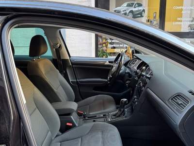 Volkswagen Golf DSG 5p. *Metano* 130CV Nero usata Bari