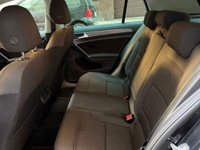 Volkswagen Golf DSG 5p. *Metano* 130CV Nero usata Bari