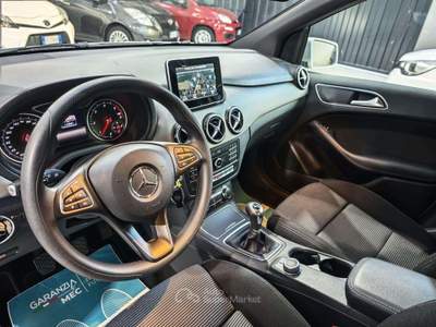 Mercedes-Benz Classe B Neopatentati B180 Sport Manuale Euro 6 usata Sedriano