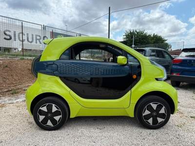 XEV Yoyo  Giallo usata Roma