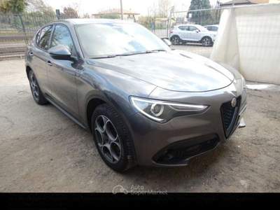 Alfa Romeo Stelvio ALFA ROMEO STELVIO 2.2 TURBODIESEL 190CV AT8 Q4 SP Grigio usata Salerno