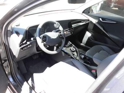 Kia Niro Niro II 2022 1.6 gdi hev Style dct6 incidentata marciante Nero usata Treviglio