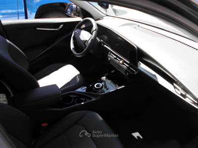 Kia Niro Niro II 2022 1.6 gdi hev Style dct6 incidentata marciante Nero usata Treviglio
