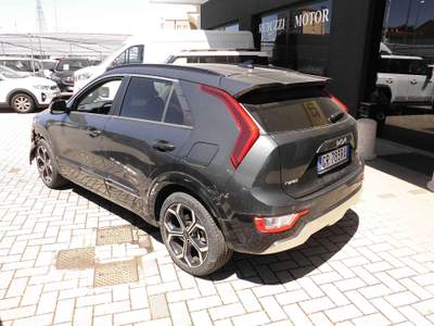 Kia Niro Niro II 2022 1.6 gdi hev Style dct6 incidentata marciante Nero usata Treviglio