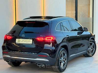 Mercedes-Benz GLA d 150 CV Premium 4matic TETTO ITALIANA Nero usata Pomigliano d'Arco