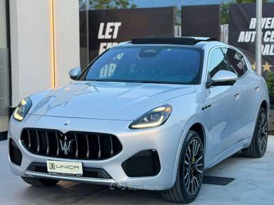 Maserati Grecale 2.0 mhev GT 300 CV IVA ESPOSTA ITALIANA Argento usata Pomigliano d'Arco