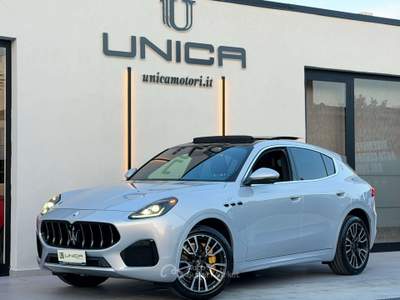 Maserati Grecale 2.0 mhev GT 300 CV IVA ESPOSTA ITALIANA Argento usata Pomigliano d'Arco