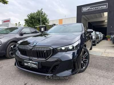 BMW Serie 5 530d Futura i5 Serie 5 G60 Berlina xdrive40 MSport Pro Blu/Azzurro usata Alessandria