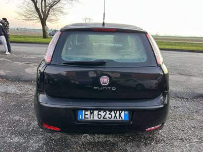 Fiat Punto Punto III 2012 5p 1.2 Lounge Nero usata Inzago