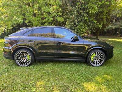 Porsche Cayenne Coupe'3.0 E-hybrid 5 POSTI FULL OPTIONALS Nero usata Noventa Padovana