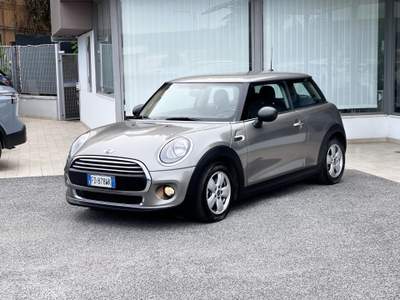MINI 1.5 Cooper D Hype 5 1.2 Benzina 102CV E6 - 2016 Grigio usata Roma