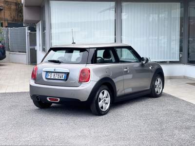 MINI 1.5 Cooper D Hype 5 1.2 Benzina 102CV E6 - 2016 Grigio usata Roma
