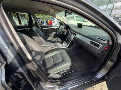 Volvo V70 V70 III 2.0 d3 Summum geartronic E5 Grigio usata Torino