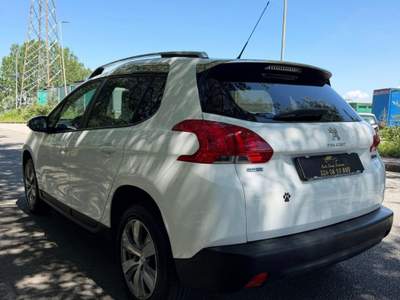 Peugeot 2008 S&S Black Matt Bianco usata Livorno