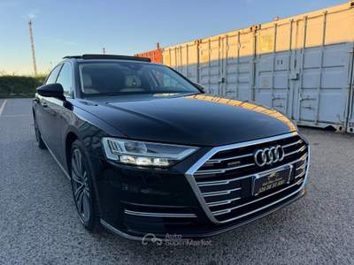 Audi A8 4.0 quattro tiptronic Nero usata Livorno