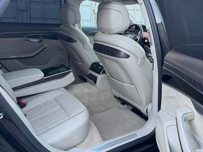 Audi A8 4.0 quattro tiptronic Nero usata Livorno