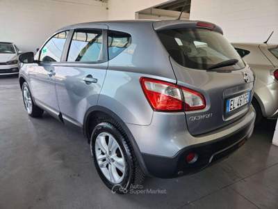 Nissan Qashqai 1.6 dci Acenta 4X4 Argento usata Martinengo