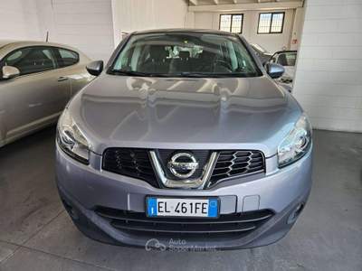 Nissan Qashqai 1.6 dci Acenta 4X4 Argento usata Martinengo