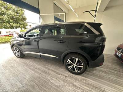 Peugeot 5008 S&S Allure Pack 7 POSTI usata Arezzo