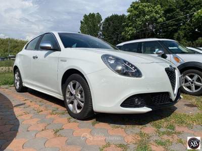 Alfa Romeo Giulietta 1.6 JTDm-2 105 CV Exclusive Bianco usata Latina