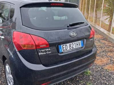 Kia Venga 1.6 CRDi VGT TX Nero usata Barletta