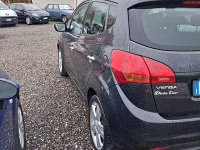 Kia Venga 1.6 CRDi VGT TX Nero usata Barletta