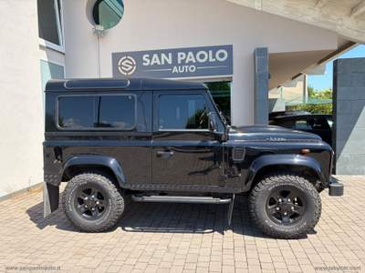 Land Rover Defender Defender 90 2.4 TD4 Station Wagon SE Nero usata San Paolo d'Argon