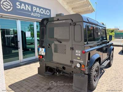 Land Rover Defender Defender 90 2.4 TD4 Station Wagon SE Nero usata San Paolo d'Argon
