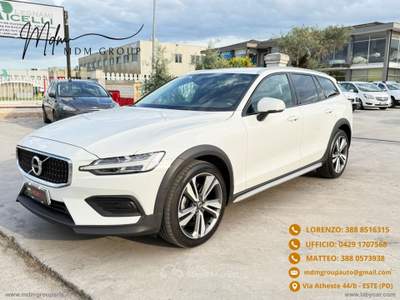 Volvo V60 Cross Country V60 Cross Country B4 Bianco usata Este