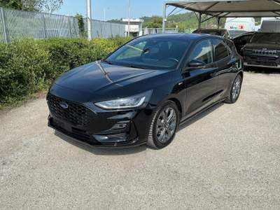 Ford Focus Hybrid 125 CV 5p. ST-Line usata TURRIVALIGNANI
