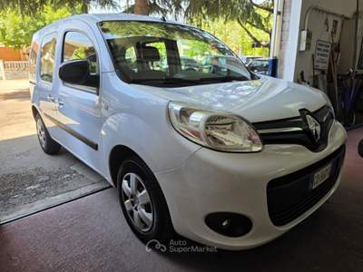 Renault Kangoo 1.5 blue dci Life 95cv my20 rate da 99,00 usata Faenza