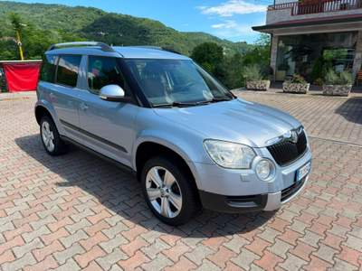Skoda Yeti 2.0 tdi Ambition (adventure) 110cv Blu/Azzurro usata VALDAGNO
