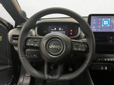 Jeep Avenger 1.2 turbo e-hybrid mhev Longitude fwd 110cv edct6 KM0 Nero usata Nola