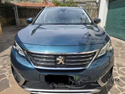 Peugeot 5008 5008 1.6 bluehdi Active s&amp;s 120cv 7p.ti eat6 Verde usata Pontecagnano Faiano